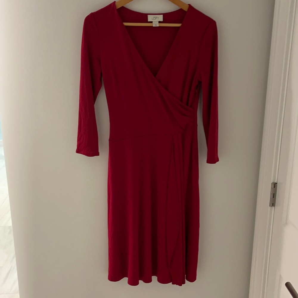 Perfect Red Dress. Sz6, Jersey. Knee Length, wrap.